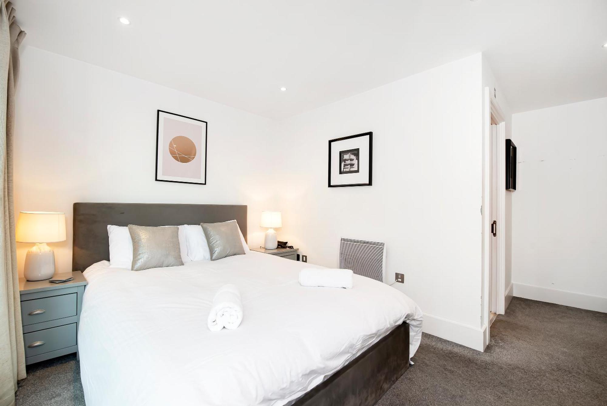 Central 2 Bed With Large Terrace 伦敦 外观 照片